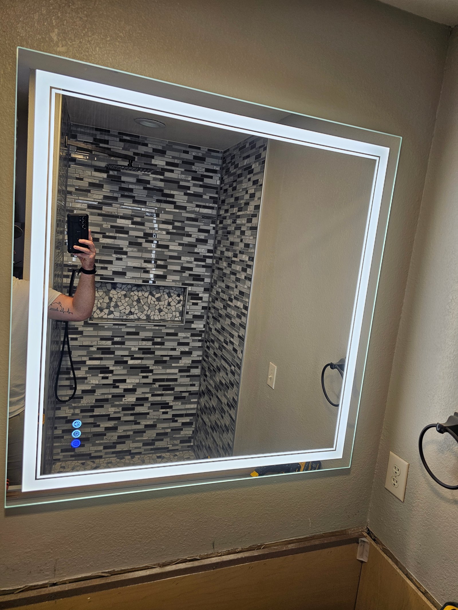 Bathroom remodel project gallery - Project 141 - Image 73