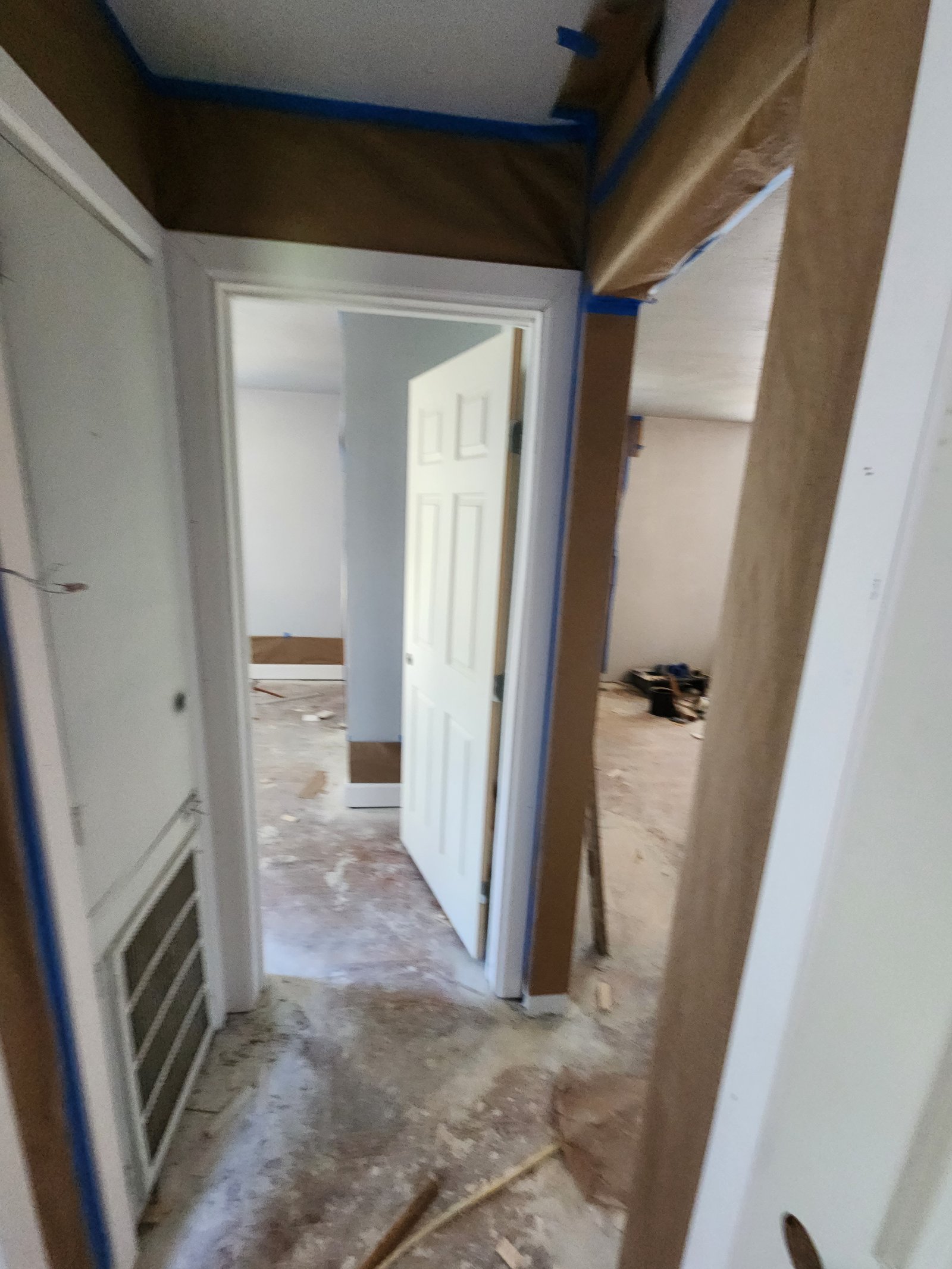 Interior carpentry and trim project gallery - Project 101 - Image 5