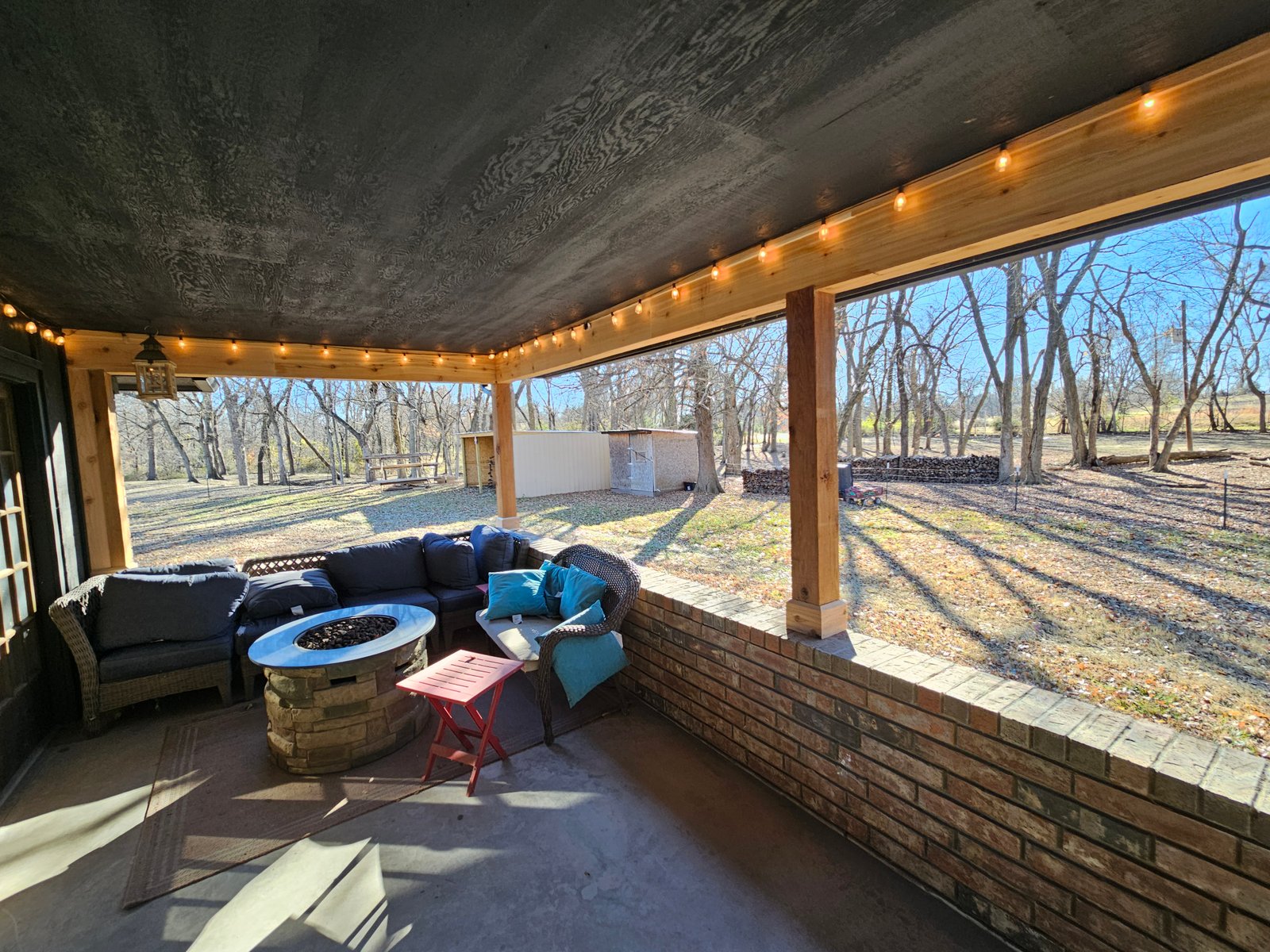 Interior carpentry and trim project gallery - Project 141