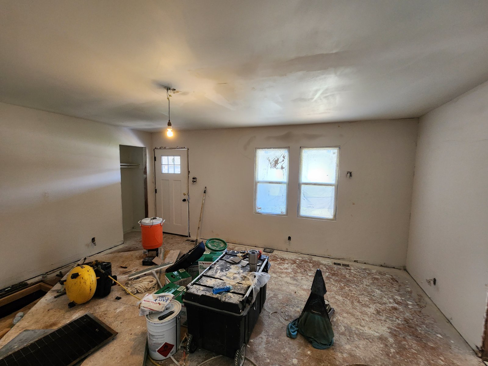 Drywall repair and texture project gallery - Project 101 - Image 3