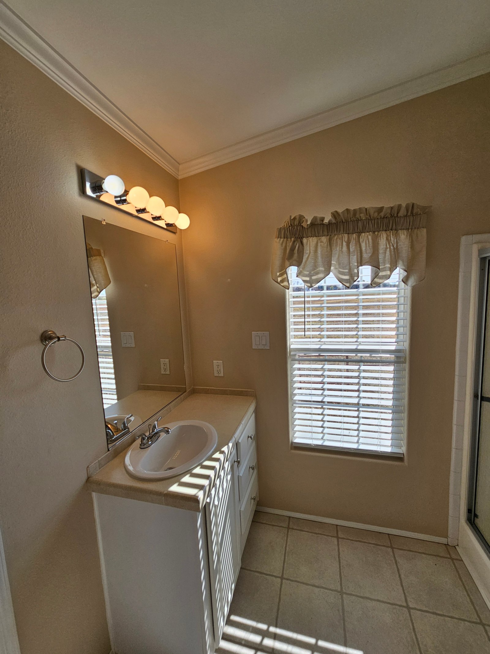 Flooring installation project gallery - Project 136 - Image 15