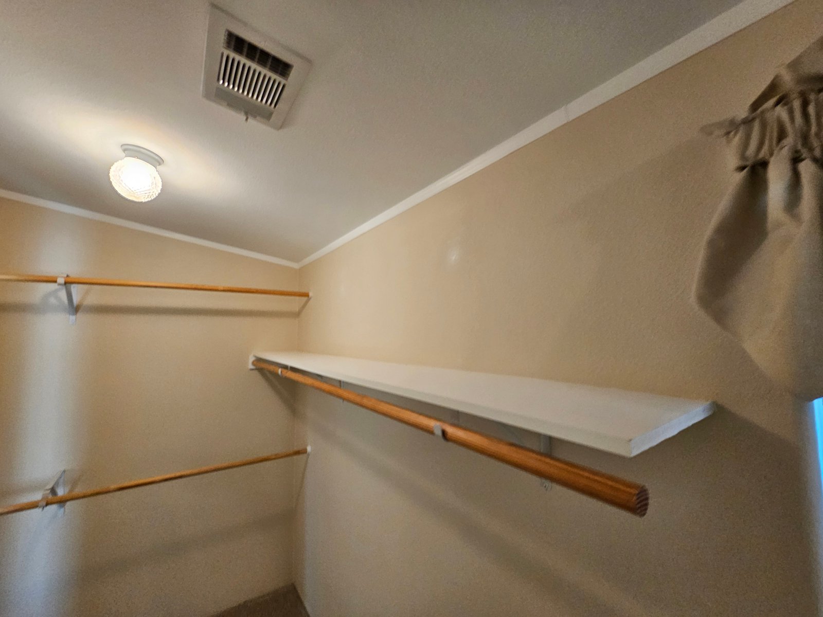 Flooring installation project gallery - Project 136 - Image 18