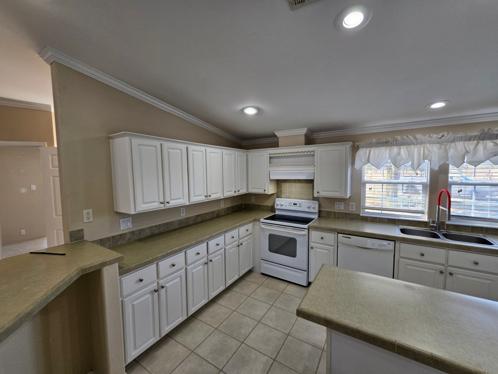 Flooring installation project gallery - Project 136 - Image 22