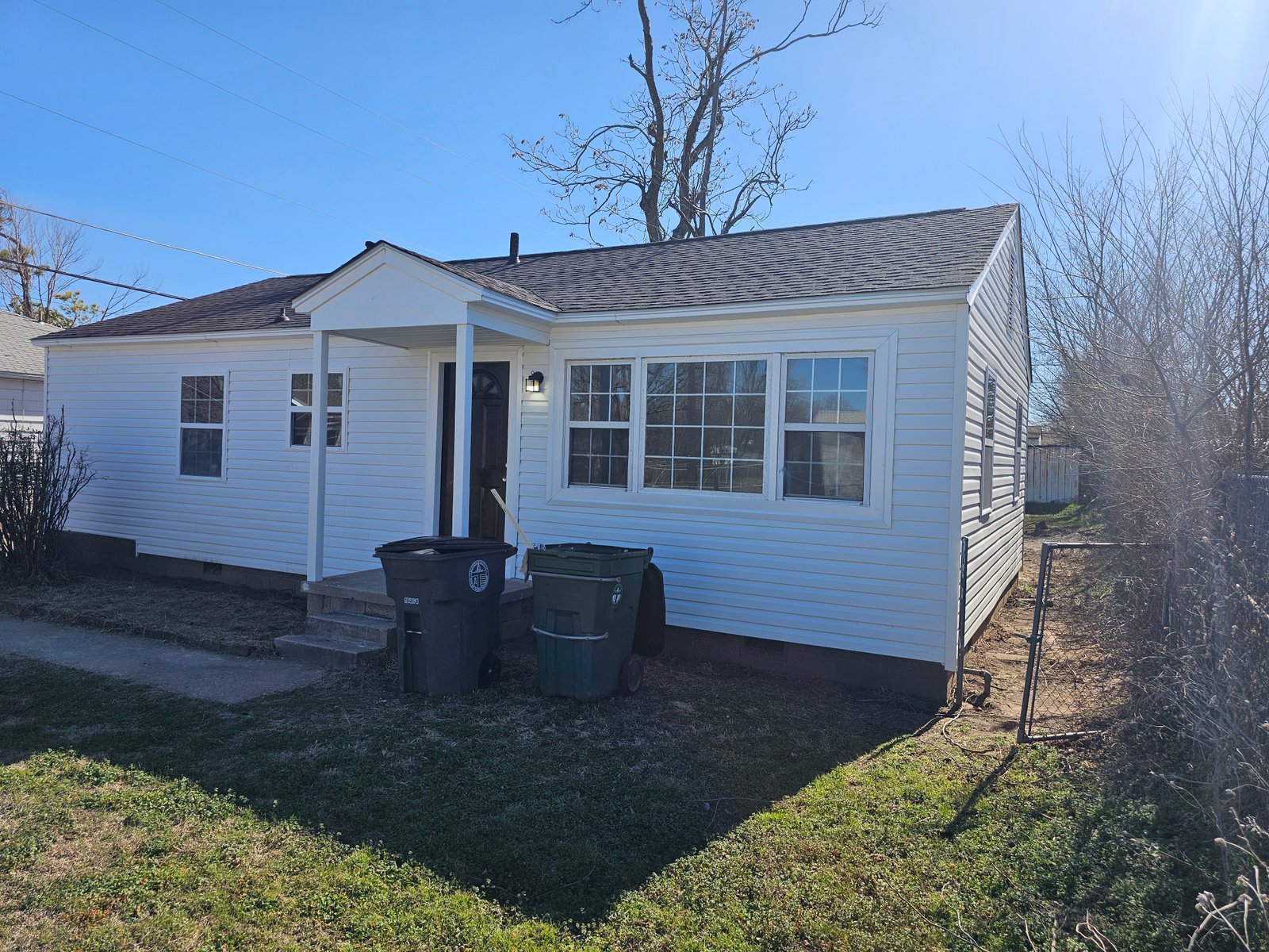 Siding installation project gallery - Project 102 - Image 8