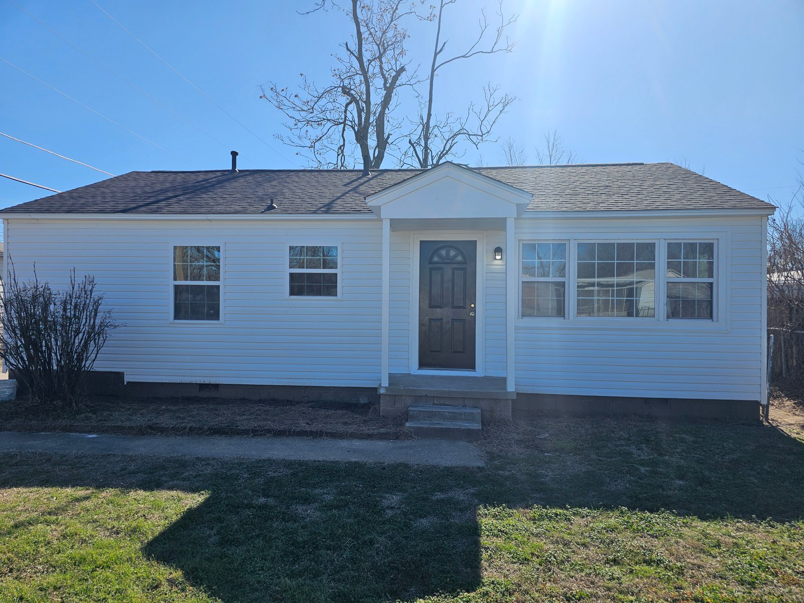 Siding installation project gallery - Project 102 - Image 9