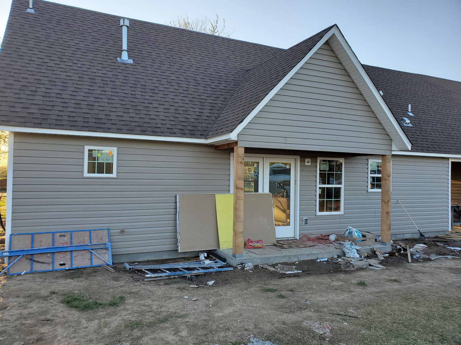 Siding installation project gallery - Project 114 - Image 12