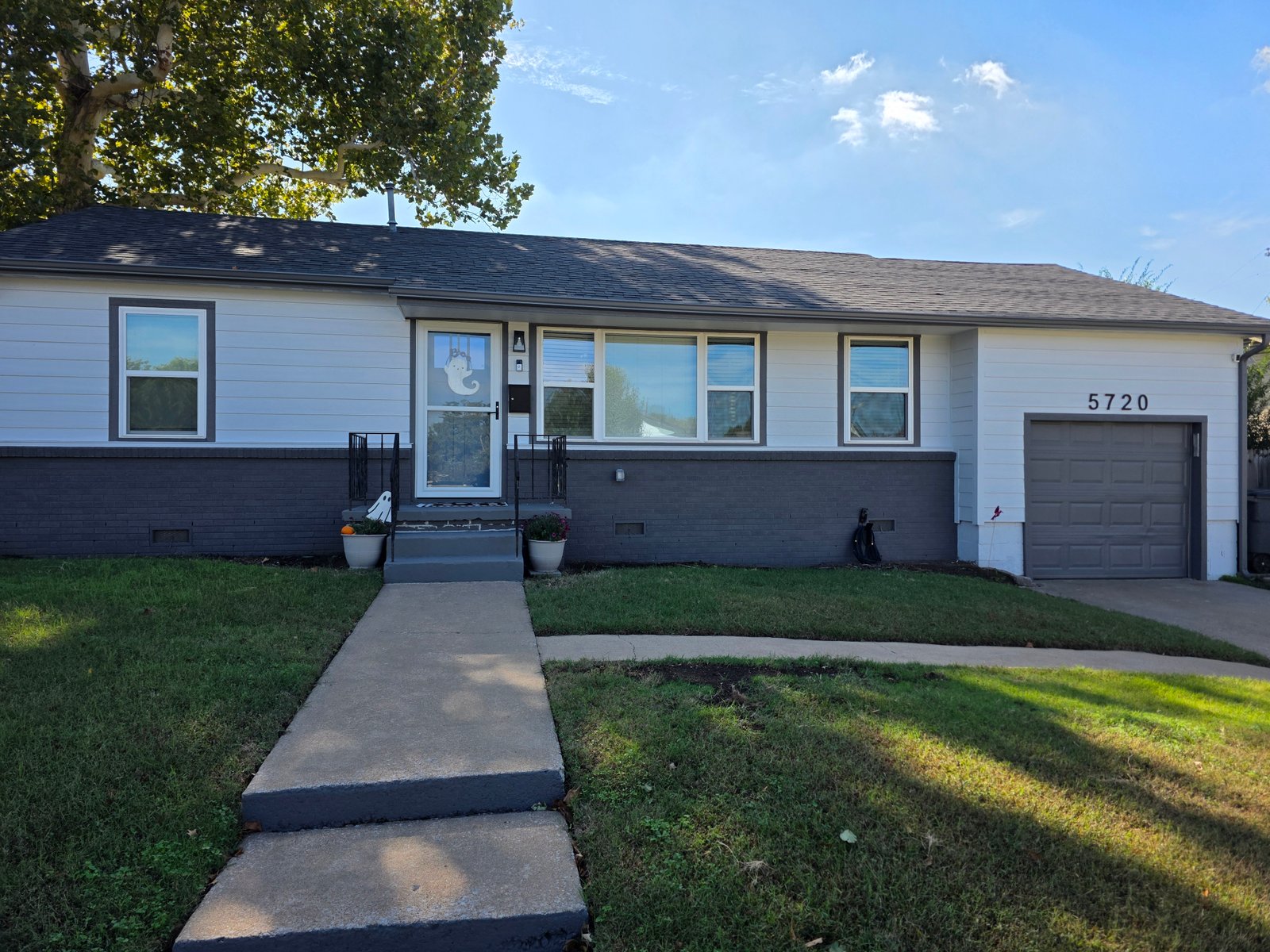 Siding installation project gallery - Project 122 - Image 16